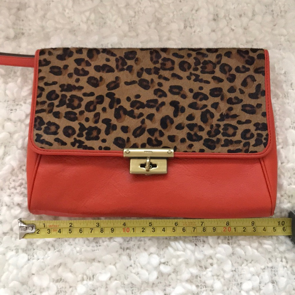 FOSSIL Calf Hair and Orange Clutch 🧡 - Picture 7 of 8